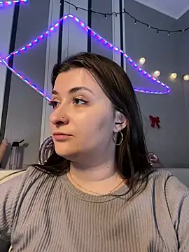 Jadelli online show from 02/25/25, 09:46