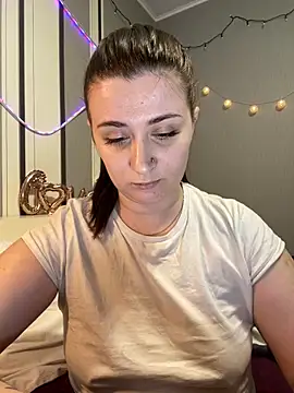 Jadelli online show from 02/27/25, 05:15