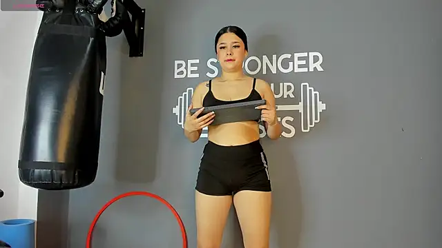 Snapshot of ariadna_milano chatting on 12/13/24, 12:39 ariadna milano online show from 12/13/24, 12:39