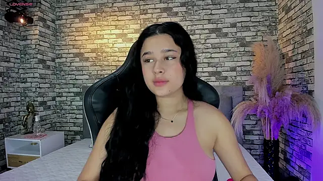 Snapshot of ariadna_milano chatting on 01/11/25, 12:40 ariadna milano online show from 01/11/25, 12:40