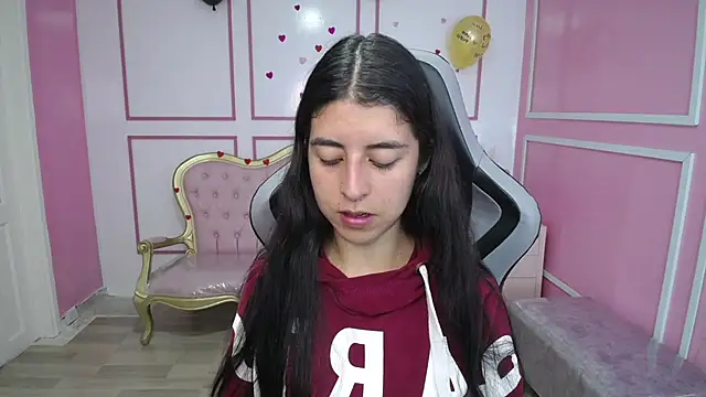 Snapshot of Bela_t_ chatting on 01/10/25, 04:20 Bela t online show from 01/10/25, 04:20