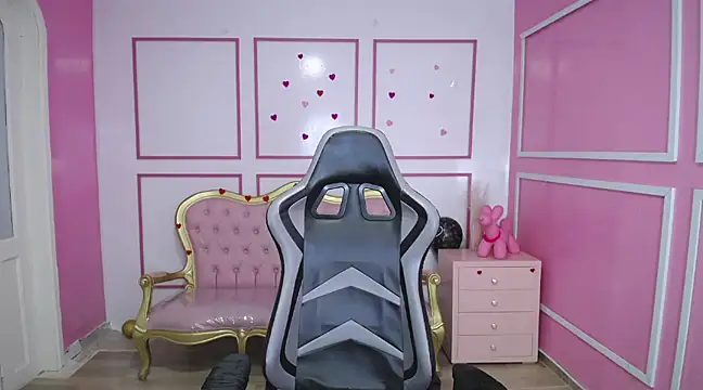 Snapshot of Bela_t_ chatting on 01/30/25, 08:42 Bela t online show from 01/30/25, 08:42