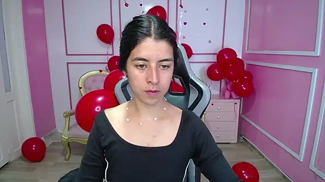 Snapshot of Bela_t_ chatting on 02/17/25, 04:26 Bela t online show from 02/17/25, 04:26