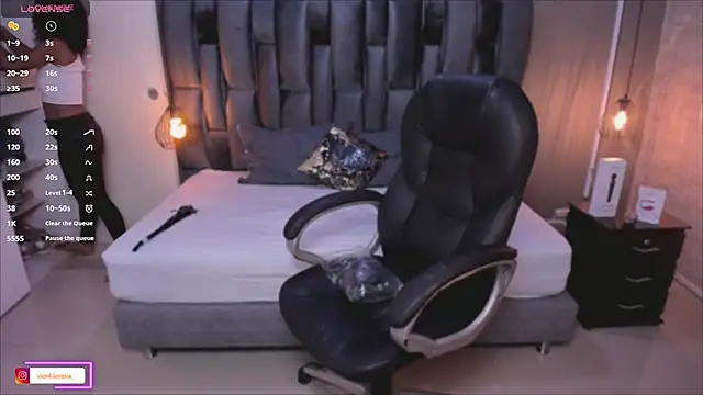 Snapshot of Lorena_Vieira_ chatting on 01/17/25, 08:00 Lorena Vieira  online show from 01/17/25, 08:00