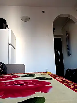 Snapshot of Virgin_Pussy_Love chatting on 12/14/24, 12:12 Virgin Pussy Love online show from 12/14/24, 12:12