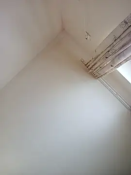 Snapshot of Virgin_Pussy_Love chatting on 02/20/25, 01:30 Virgin Pussy Love online show from 02/20/25, 01:30