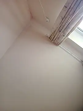 Snapshot of Virgin_Pussy_Love chatting on 03/01/25, 10:34 Virgin Pussy Love online show from 03/01/25, 10:34