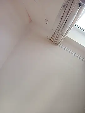 Snapshot of Virgin_Pussy_Love chatting on 03/18/25, 10:46 Virgin Pussy Love online show from 03/18/25, 10:46