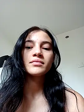 Snapshot of Virgin_Pussy_Love chatting on 09/15/25, 12:16 Virgin Pussy Love online show from 09/15/25, 12:16