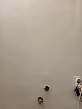 Snapshot of Virgin_Pussy_Love chatting on 10/20/25, 08:20 Virgin Pussy Love online show from 10/20/25, 08:20