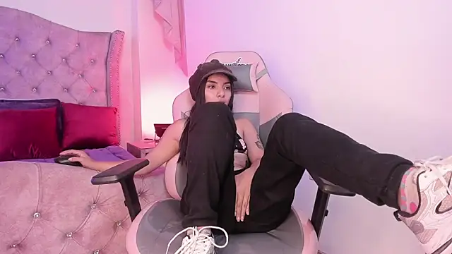 sofi soft  online show from 02/11/25, 10:18