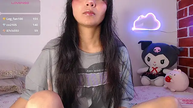 Snapshot of sofi_soft_ chatting on 12/14/25, 03:17 sofi soft online show from 12/14/25, 03:17