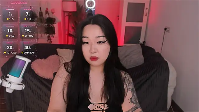 mei honey  online show from 09/19/25, 09:59