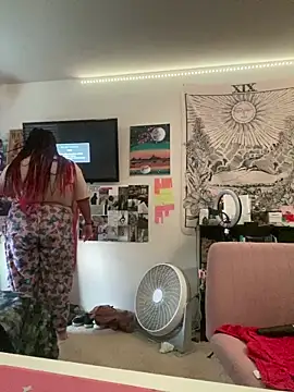 Snapshot of Ectorius chatting on 09/10/25, 12:21 Ectorius online show from 09/10/25, 12:21