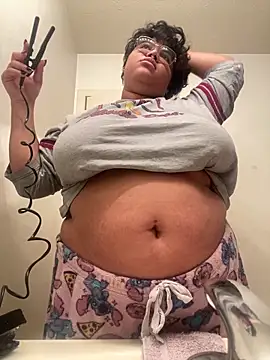 Snapshot of Ectorius chatting on 09/21/25, 02:08 Ectorius online show from 09/21/25, 02:08