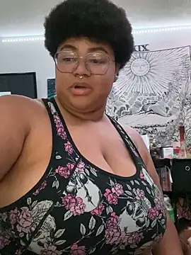 Snapshot of Ectorius chatting on 09/23/25, 11:52 Ectorius online show from 09/23/25, 11:52