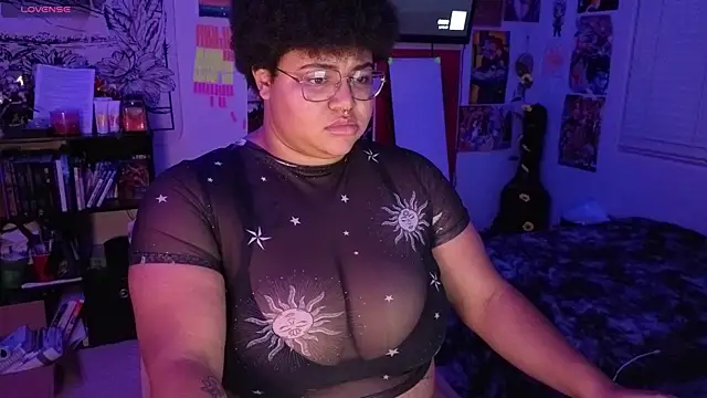 Snapshot of Ectorius chatting on 10/18/25, 12:24 Ectorius online show from 10/18/25, 12:24