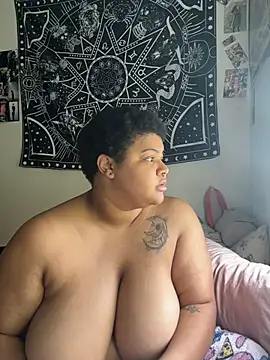 Snapshot of Ectorius chatting on 04/23/26, 10:12 Ectorius online show from 04/23/26, 10:12