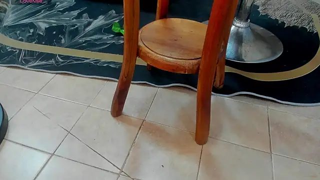 adhara hotter online show from 12/22/25, 09:01