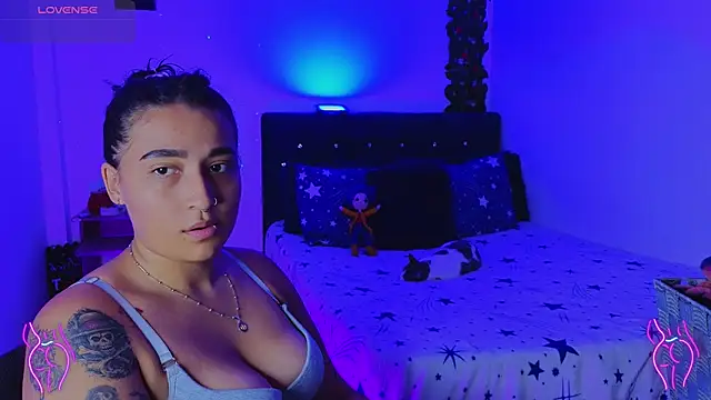 Snapshot of Pauilina chatting on 02/19/26, 11:06 Pauilina online show from 02/19/26, 11:06