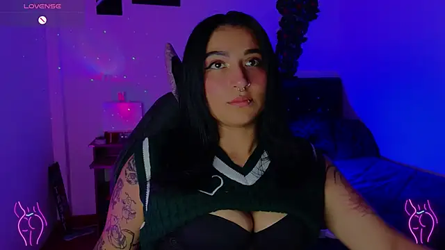 Snapshot of Pauilina chatting on 03/04/26, 07:09 Pauilina online show from 03/04/26, 07:09