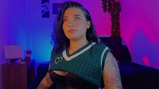 Snapshot of Pauilina chatting on 03/25/26, 08:37 Pauilina online show from 03/25/26, 08:37