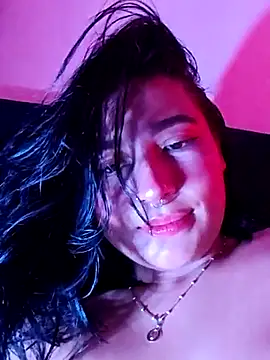 Snapshot of Pauilina chatting on 04/10/26, 12:05 Pauilina online show from 04/10/26, 12:05