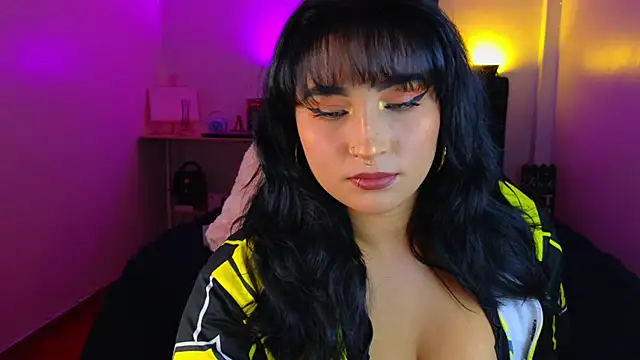 Pauilina online show from 07/27/26, 07:54