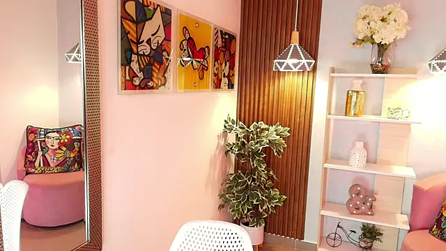 Dalila Sky online show from 10/18/25, 06:08