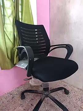 zon zustin online show from 02/19/25, 09:39