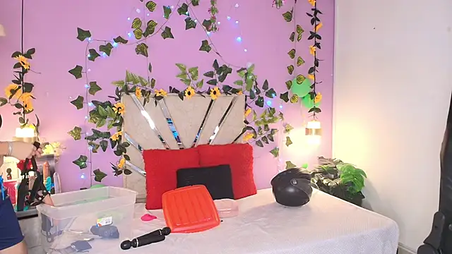BRITHANY SPARK online show from 04/24/26, 12:46