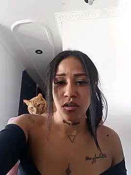 Snapshot of devi_black13_ chatting on 01/29/25, 07:53 devi black13 online show from 01/29/25, 07:53