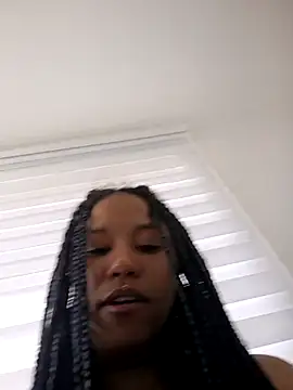 Snapshot of devi_black13_ chatting on 10/16/25, 05:36 devi black13 online show from 10/16/25, 05:36