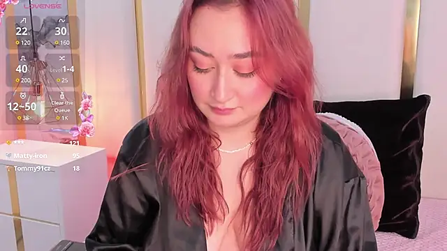 Snapshot of SalommeFlores chatting on 03/12/25, 03:13 SalommeFlores online show from 03/12/25, 03:13