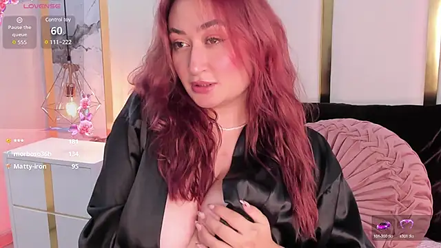 Snapshot of SalommeFlores chatting on 03/12/25, 06:18 SalommeFlores online show from 03/12/25, 06:18