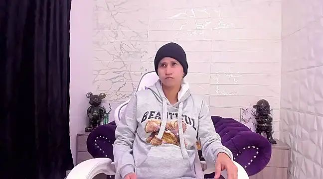 Im Milan Rs online show from 02/12/25, 12:05