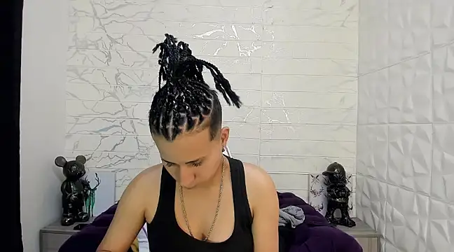 Im Milan Rs online show from 02/26/25, 12:16