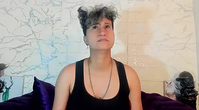 Im Milan Rs online show from 03/17/25, 01:03