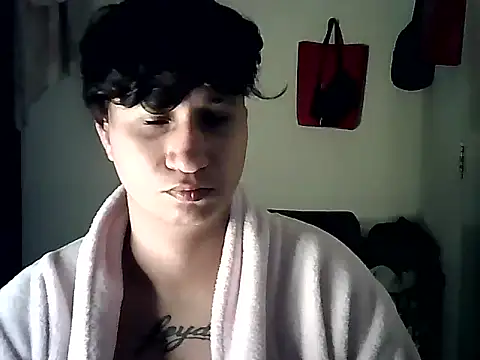 Im Milan Rs online show from 11/25/25, 01:33