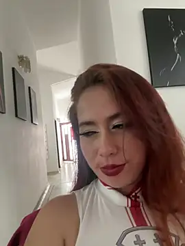 HannaSmiith online show from 02/17/25, 02:48