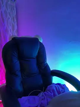 HannaSmiith online show from 02/28/25, 10:20