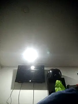 jeremiabello online show from 09/18/25, 06:04