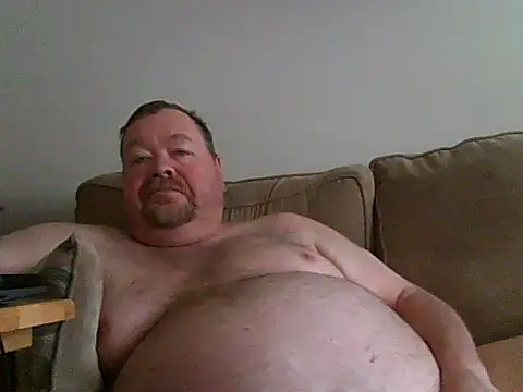 Snapshot of hitman_35 chatting on 06/20/26, 03:48 hitman 35 online show from 06/20/26, 03:48