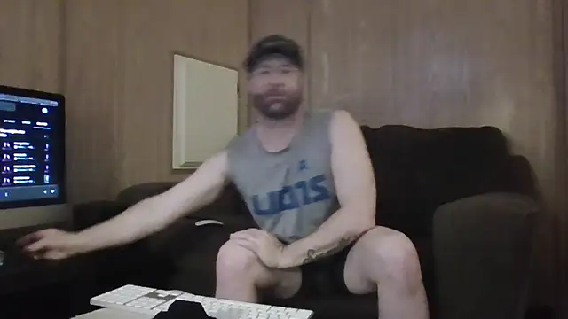 Snapshot of Edward_LongCock chatting on 04/12/26, 04:50 Edward LongCock online show from 04/12/26, 04:50