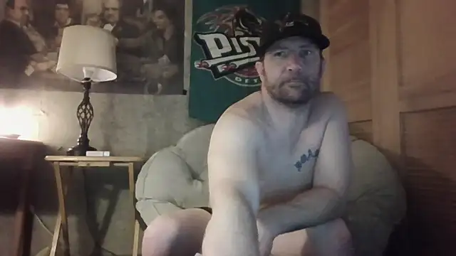 Snapshot of Edward_LongCock chatting on 06/05/26, 03:13 Edward LongCock online show from 06/05/26, 03:13