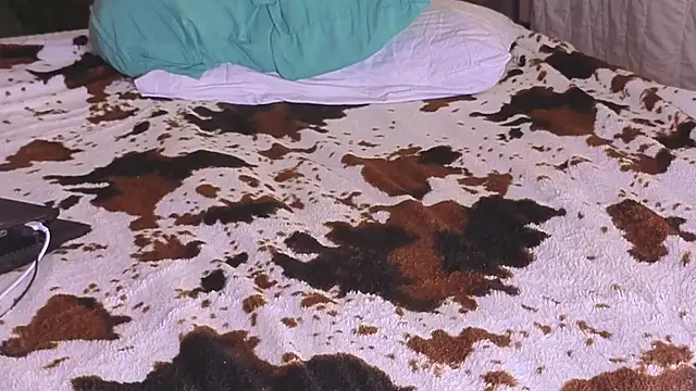 missnew2 online show from 11/14/25, 03:38