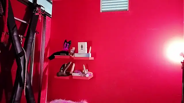 Snapshot of Ambar_Roux_ chatting on 02/24/26, 12:58 Ambar Roux online show from 02/24/26, 12:58