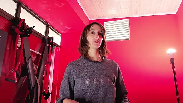 Snapshot of Ambar_Roux_ chatting on 03/19/26, 12:53 Ambar Roux online show from 03/19/26, 12:53