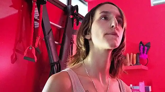 Snapshot of Ambar_Roux_ chatting on 04/11/26, 03:16 Ambar Roux online show from 04/11/26, 03:16