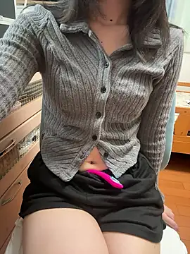 Snapshot of Mei_0906 chatting on 06/03/26, 12:57 Mei 0906 online show from 06/03/26, 12:57